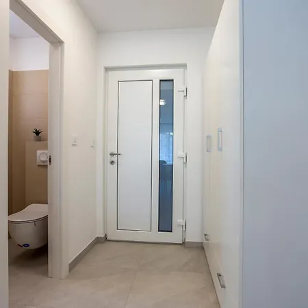 City Apartments Silver Pula Exterior foto