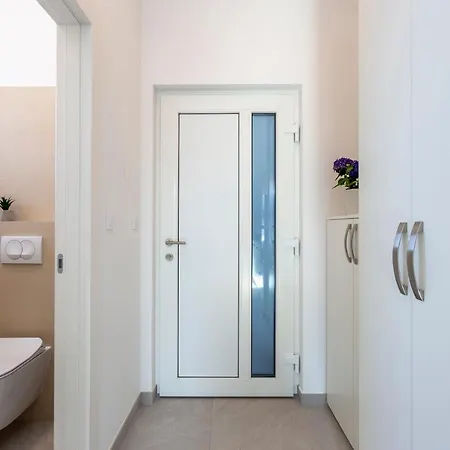City Apartments Silver Pula Exterior foto