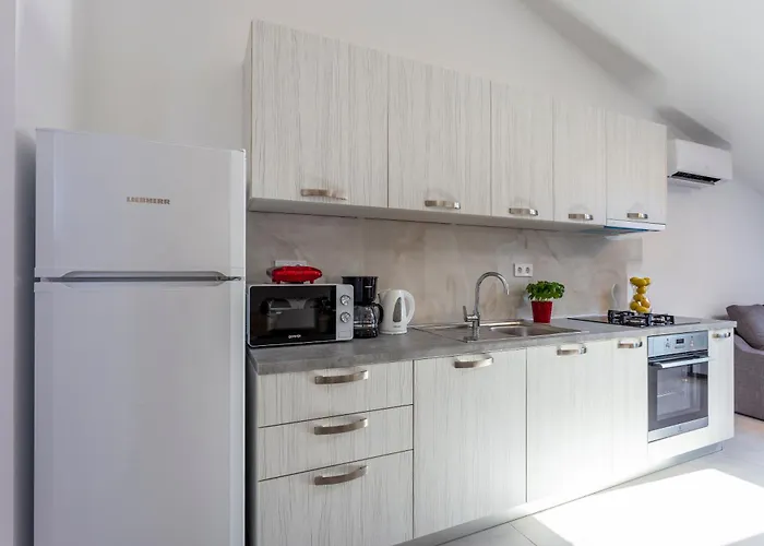 City Apartments Silver