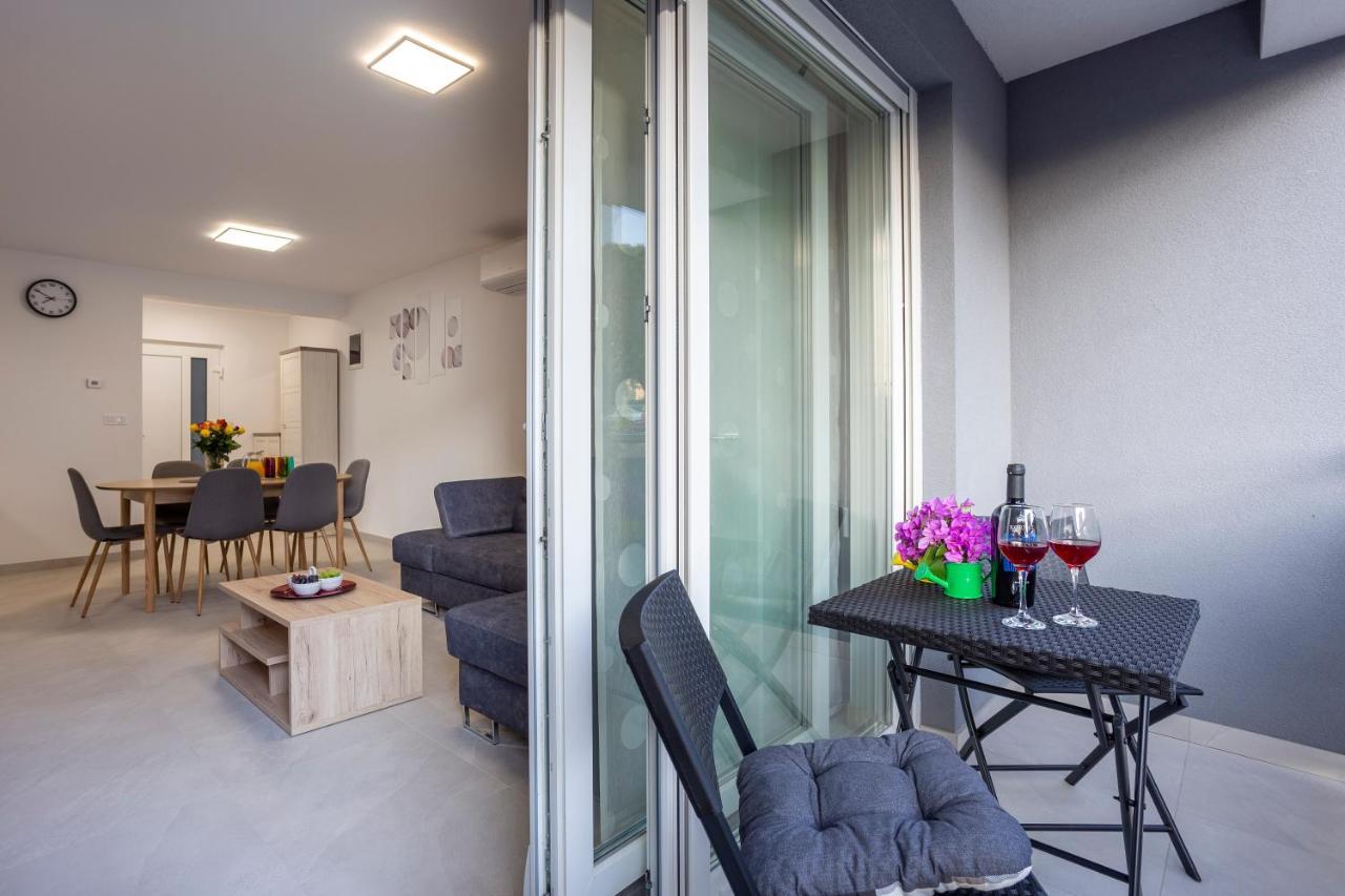 Silver Apartment Pula
