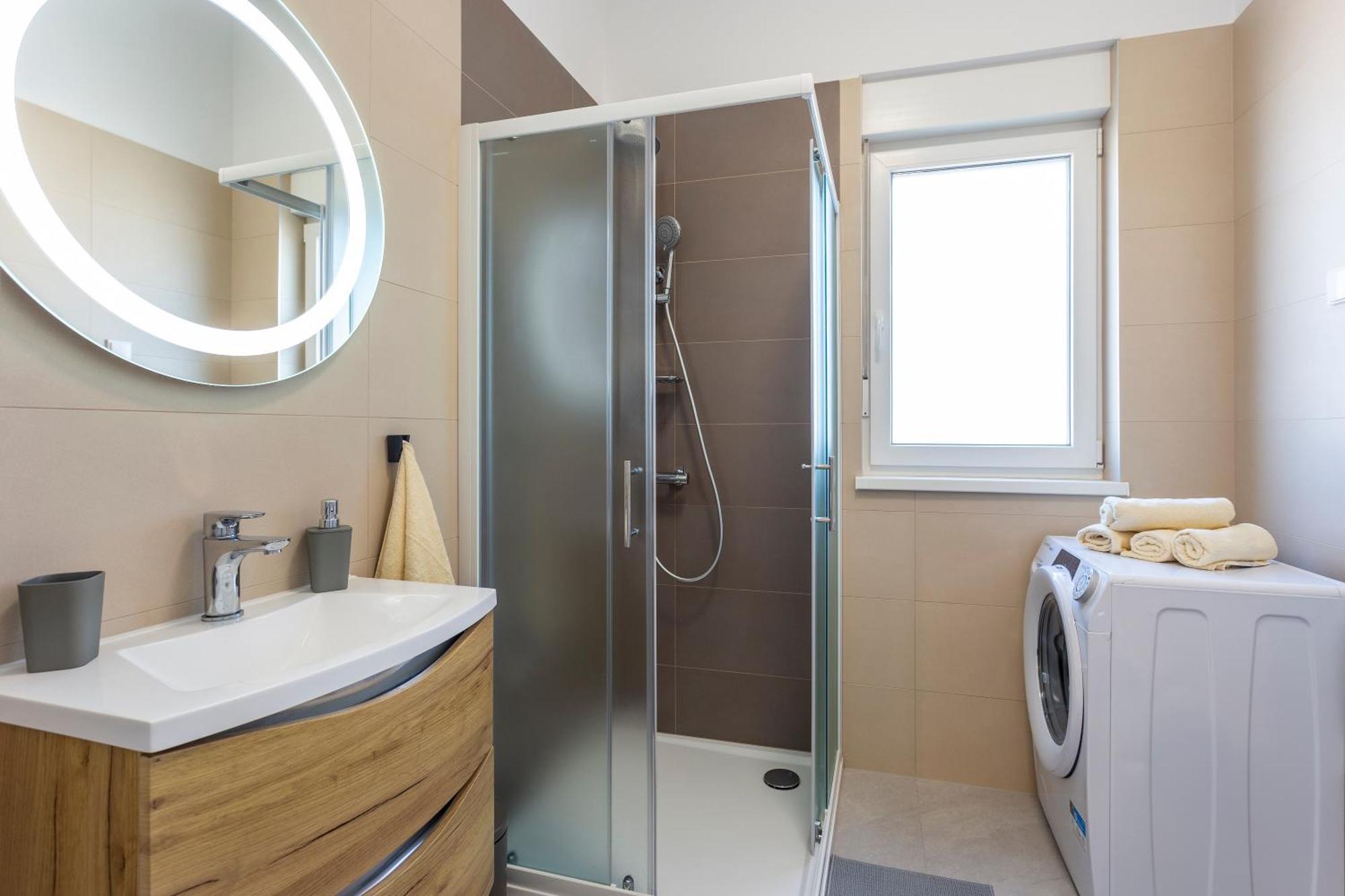 Silver Apartment